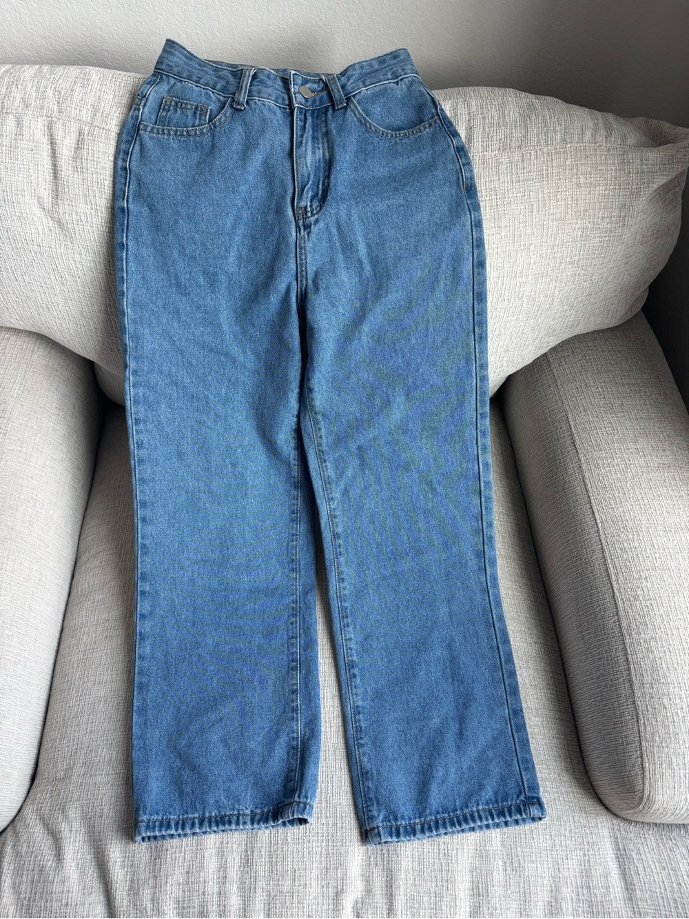 Classic Straight-Leg Blue Denim Jeans